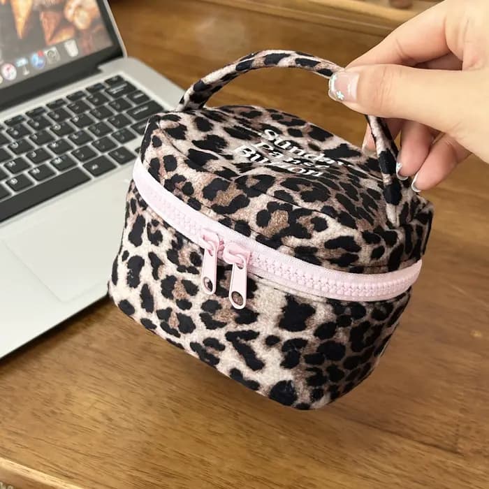 Mini trousse de maquillage à imprimé léopard, étui de voyage portable avec poignée, pour usage quoti