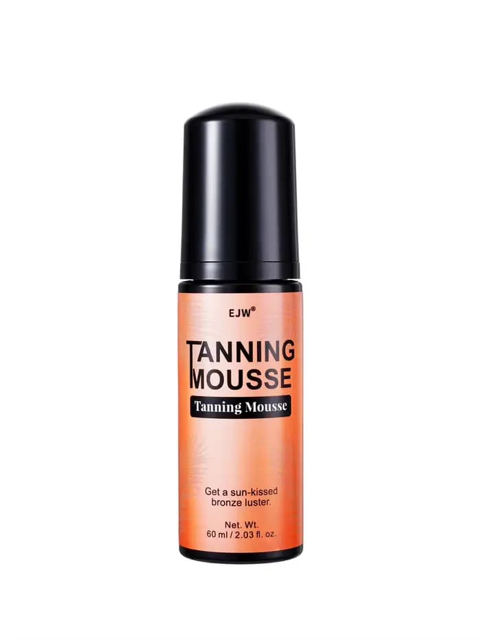 Mousse bronzante - Hydrate et illumine uniformément et efficacement, texture rafraîchissante facilem