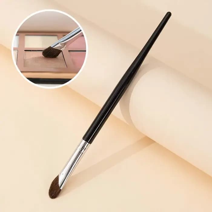 Brosse de contour coudée – Brosse anti-taches du nez pour un contour et une sculpture parfaits
