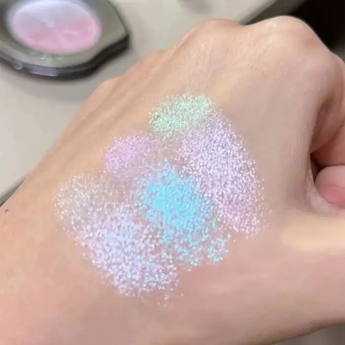 Girlcult Emotion Highlighter 27 Shining, Smooth & Minimal Fallout, Natural Dewy Glow, Shimmering & I