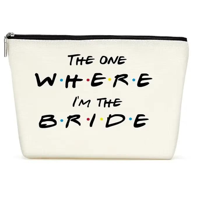 L'un où je suis la mariée trousse de maquillage futur mme amis thème mariage nuptiale douche Bachelo