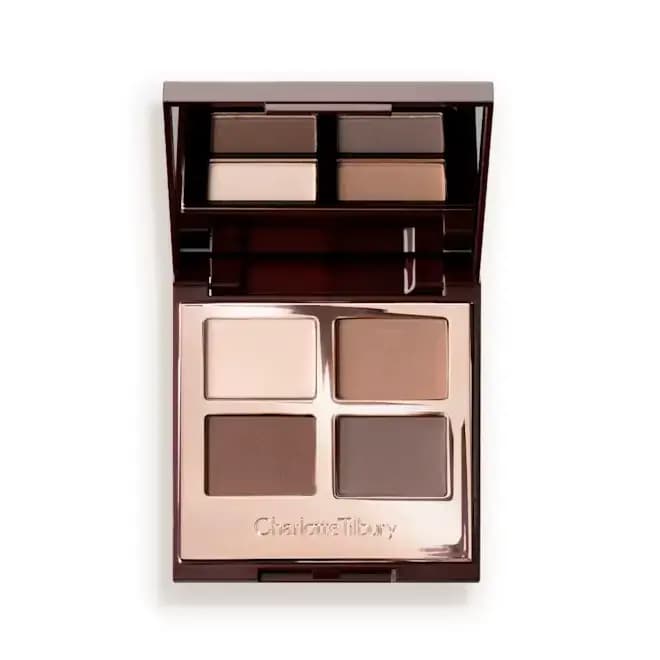 Palette de luxe Charlotte Tilbury avec des finitions nacrées, satinées mates et métalliques, ton de 