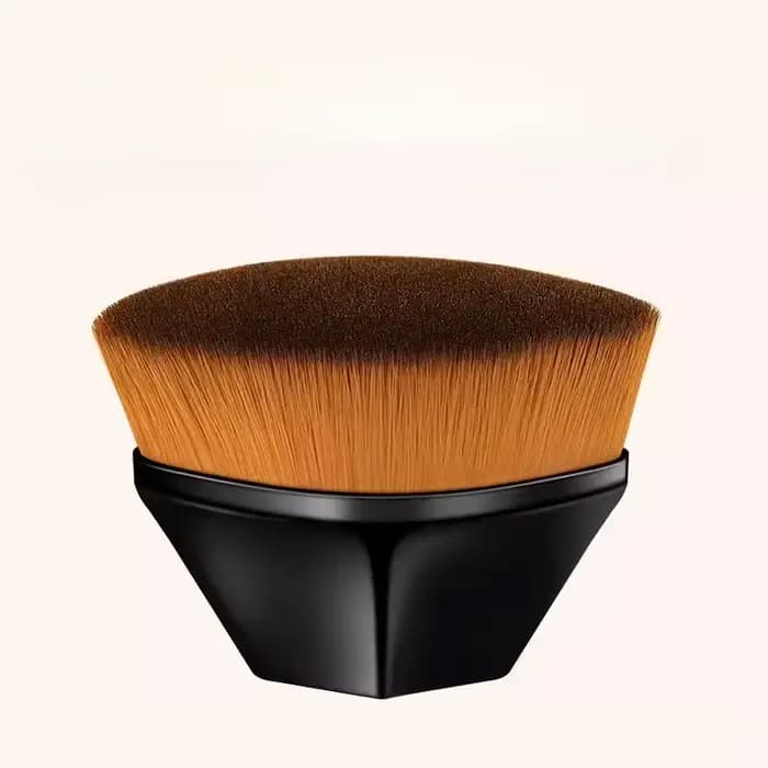 Pinceau Fond de Teint Magic Petal – Pinceau Kabuki Plat Sans Traces pour Liquides et Poudres – Pince