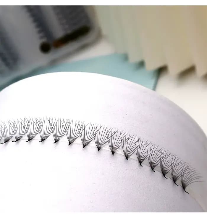 Extensions de cils pré-faits 2000 Fans 0.05 0.07 Mix C D Volume Russe Naturel Fait Main 8D 12D 14D U