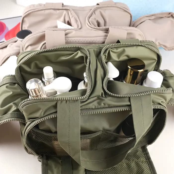 Trousse de toilette et de maquillage portable de couleur unie