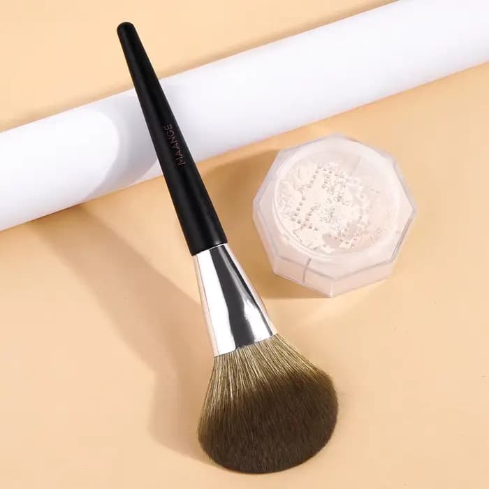 MAANGE – brosse à poudre inclinée professionnelle