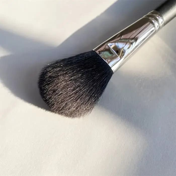 Pinceau à Blush en poudre 129 multi-usages