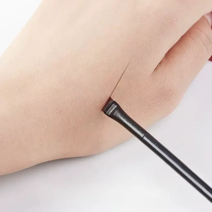 Pinceau Eyeliner Plat Biseauté Extrêmement Fin pour Sourcils