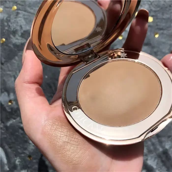 Palette de contouring avec miroir