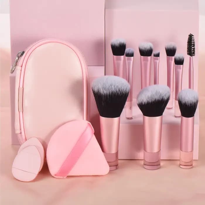 10 mini pinceaux de maquillage roses