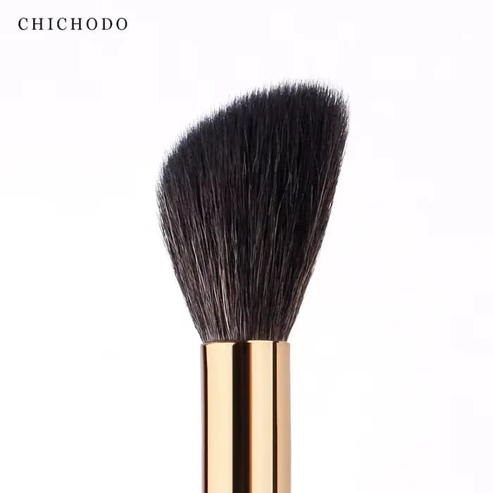 CHICHODO Pinceau de maquillage de luxe