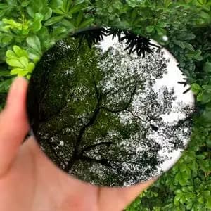 Miroir d’obsidienne noire