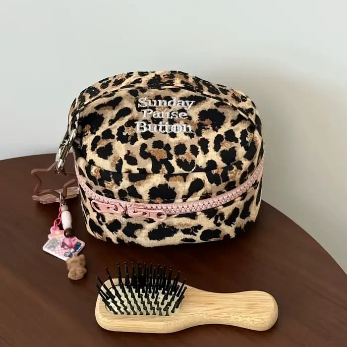 Mini trousse de maquillage à imprimé léopard