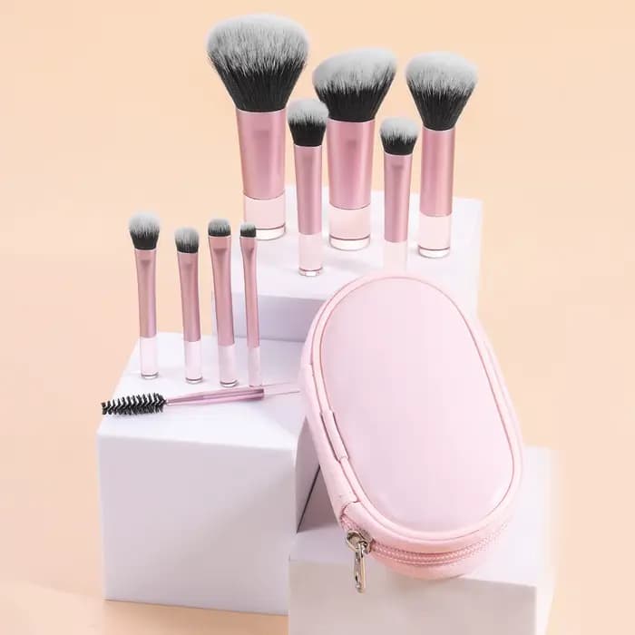 10 mini pinceaux de maquillage roses