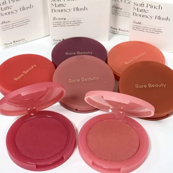 Rare Beauty Blush Mashed Potatoes Texture It Doesn't Look Dull When Applied with Makeup Dip The Brush Saturation Slightly High