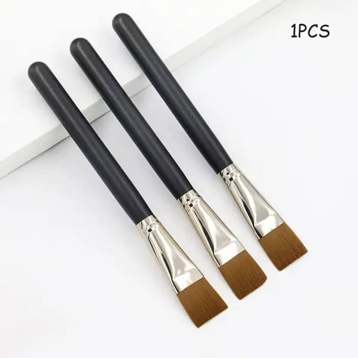 Brosse de fond de teint carrée plate