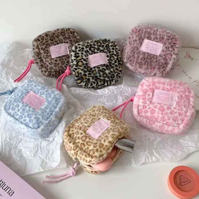 Sac à cosmétiques carré en peluche imprimé léopard