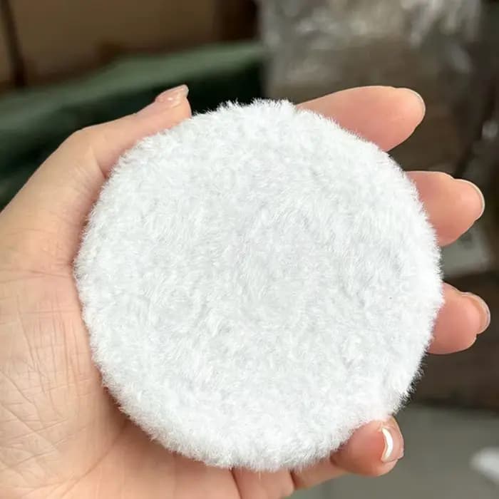 Mini miroir de maquillage rond en peluche