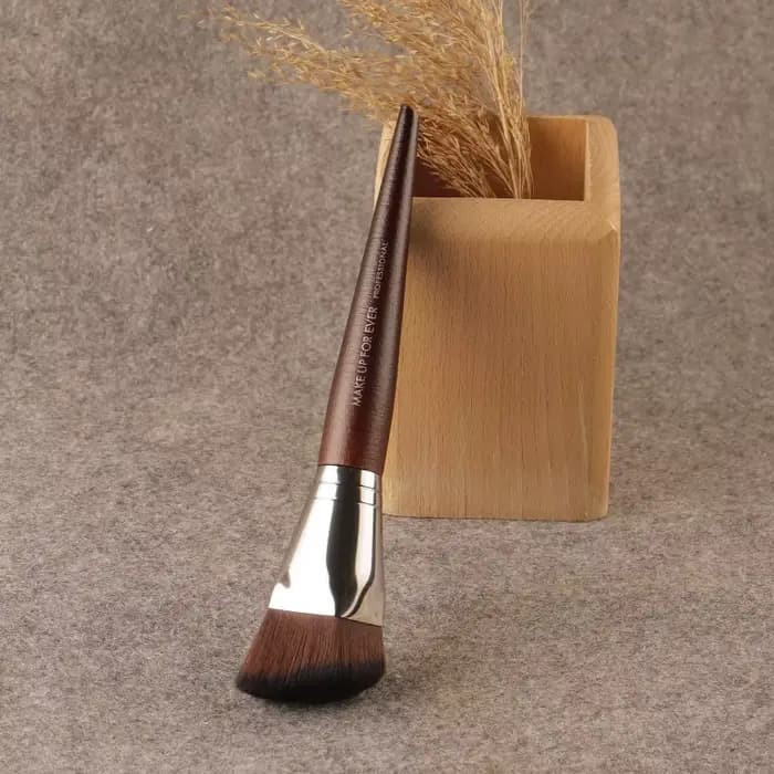 Brosse de fond de peau HD 109 Flexible