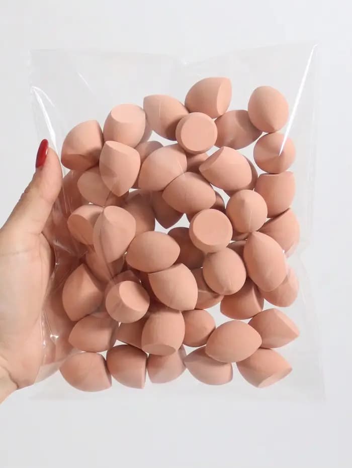 Mini éponge de maquillage