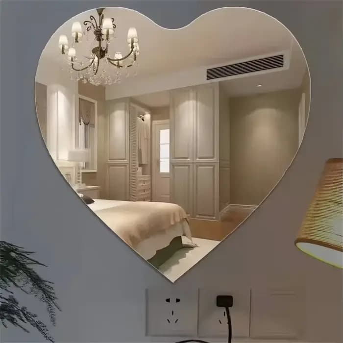 Miroir mural auto-adhésif en forme de cœur en acrylique