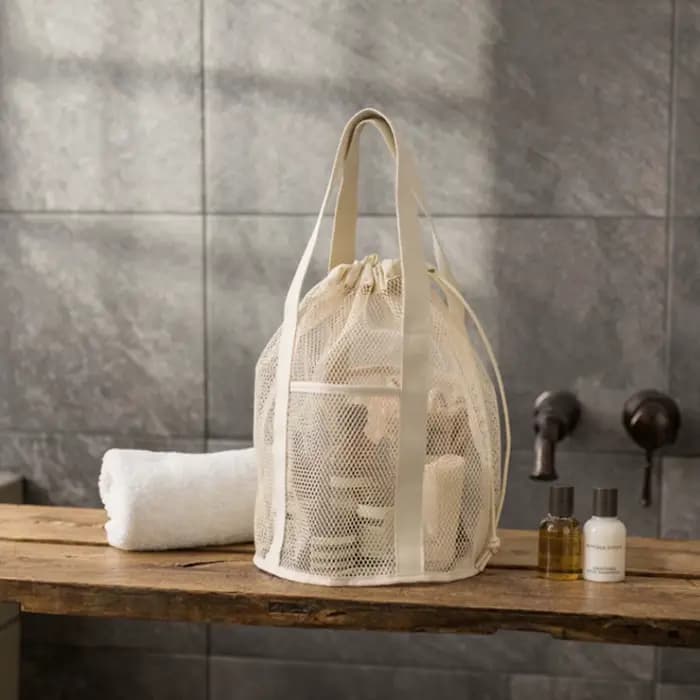 Trousse de toilette de voyage beige