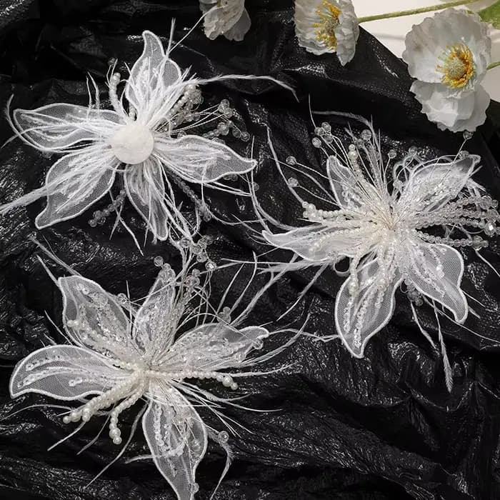 Accessoire de fleur en dentelle