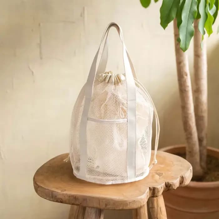 Trousse de toilette de voyage beige