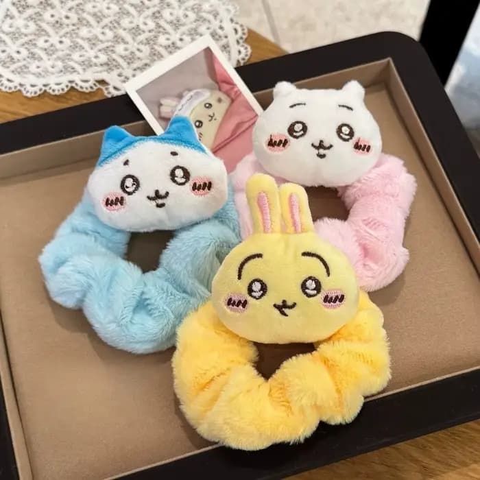 Nœud en peluche pour cheveux