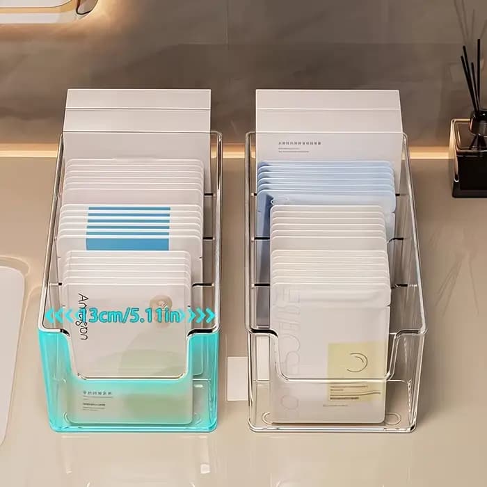 Boîte de rangement transparente compartimentée pour masques faciaux