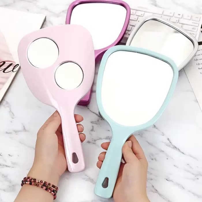 Mini miroir de maquillage portable