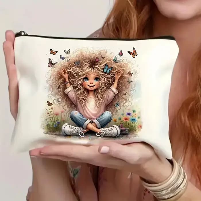 Un nouveau sac de maquillage le plus vendu et beau pour une petite fille pour offrir à sa sœur et au meilleur ami.