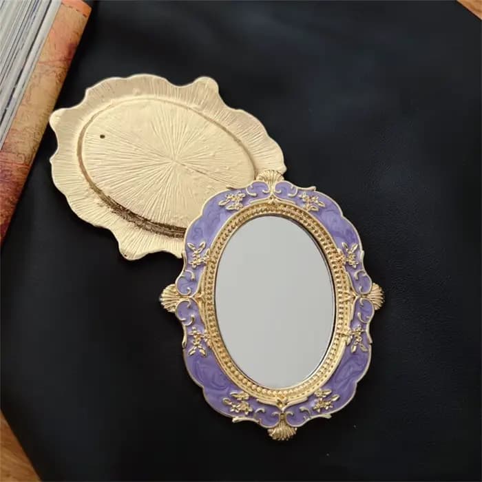 Mini miroir de maquillage rétro européen en Relief doré