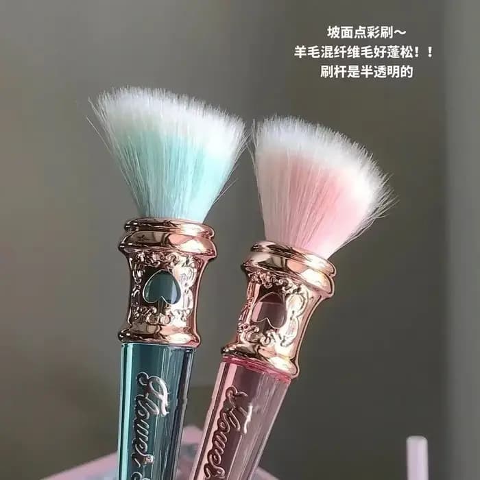 Flower Knows Harvey Rocheads-Pinceau de maquillage en laine moelleuse