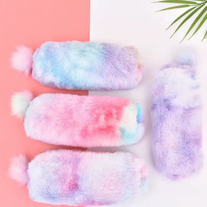 Étui à crayons en peluche Kawaii pour filles