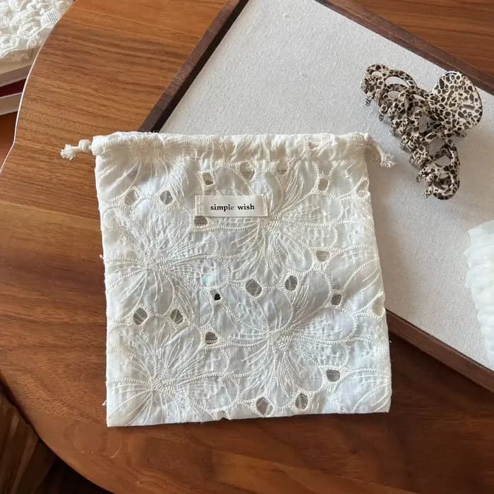 Sacs de rangement cosmétiques mignons en dentelle brodée florale, organiseur de toilette de voyage,