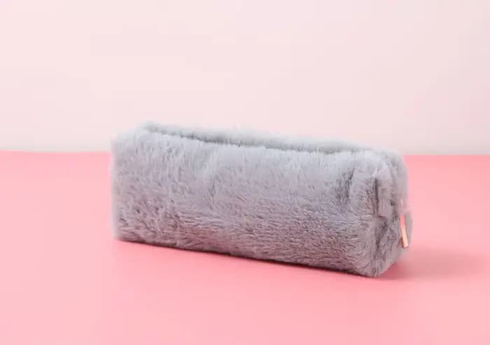 Étui à crayons en peluche Kawaii pour filles, boîte à stylos mignonne, grande capacité, sac de range