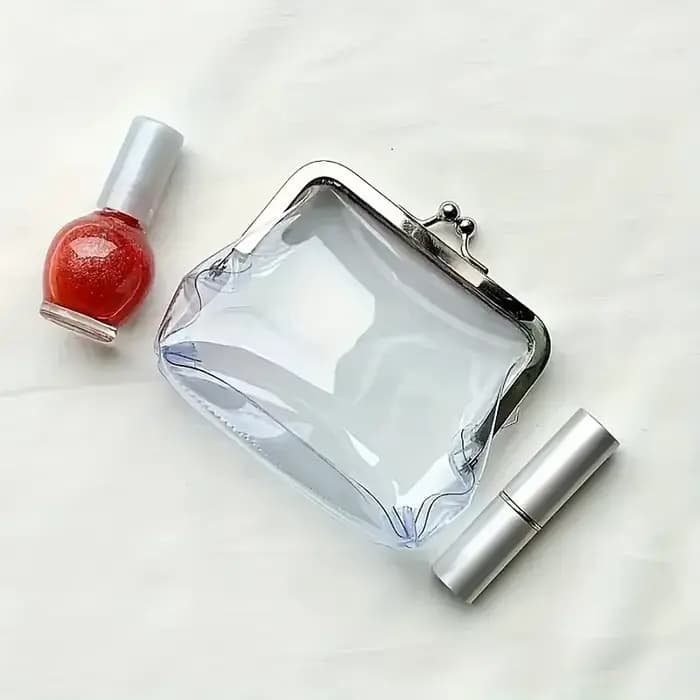 Pochette transparente en PVC avec fermoir métallique