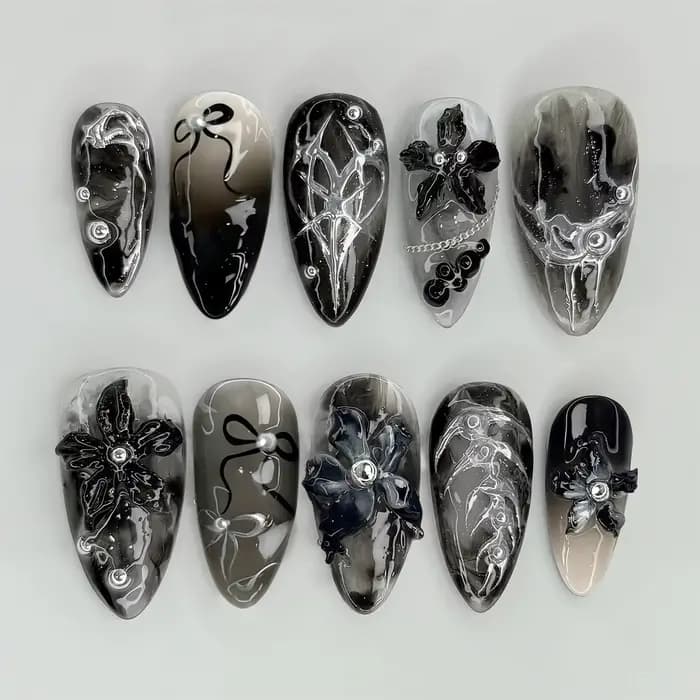 24 pièces faux ongles fille épicée arc argenté avec diamant