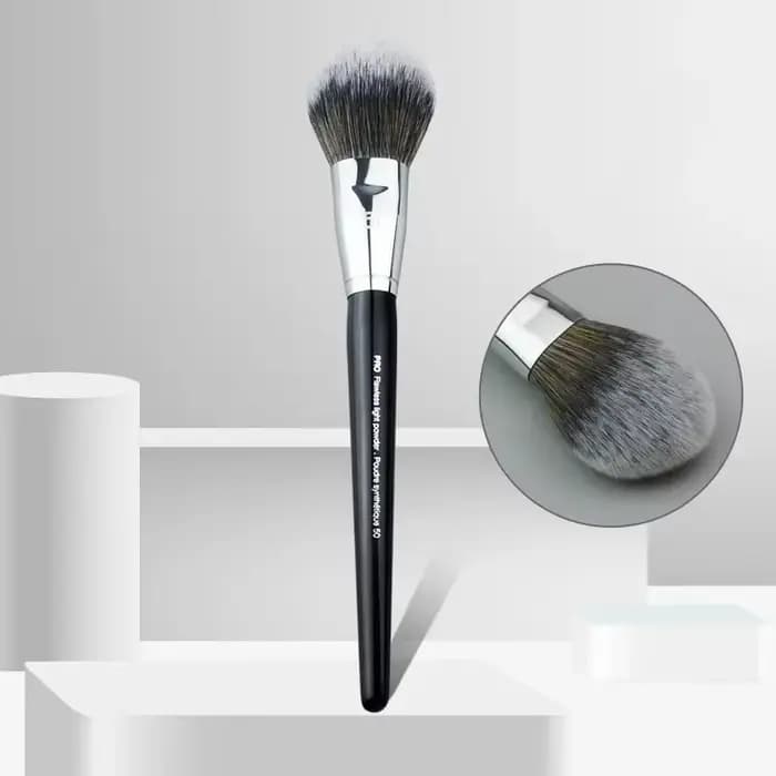Grande brosse de maquillage pour poudre douce