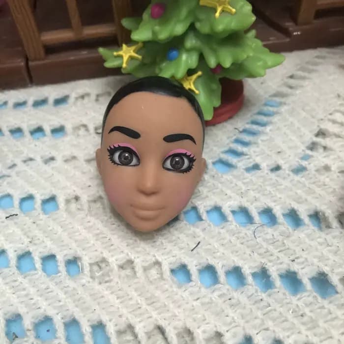 Tête pour poupée LIV, accessoires de maquillage