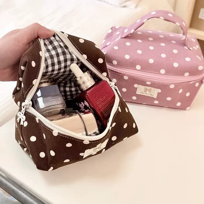 Sac de maquillage portable en tissu à pois Sweet In's avec couvercle rabattable