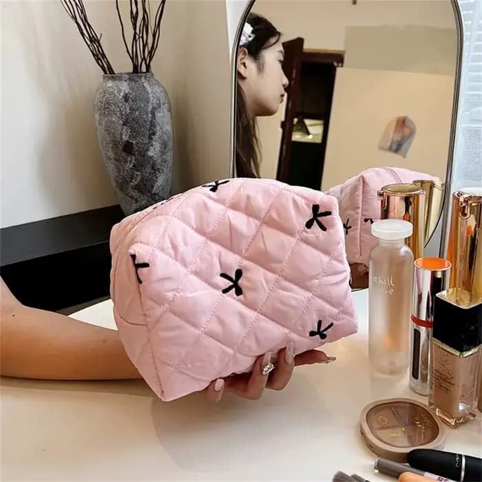 Trousse de Maquillage Femme avec Nœud Brodé – Grande Capacité