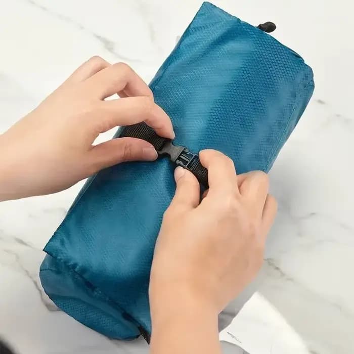 Organisateur de toilette pliable de qualité supérieure : sac de lavage portable étanche pour le camping
