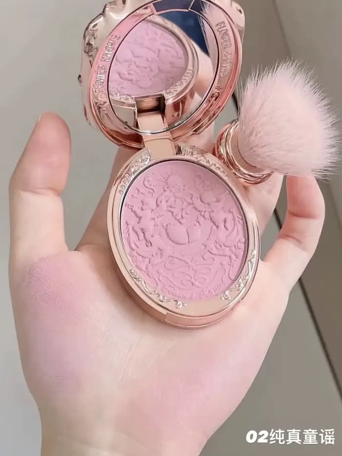 Flower Knows Strawberry Rococo Blush 02 - Fard à joues gaufré pour le visage