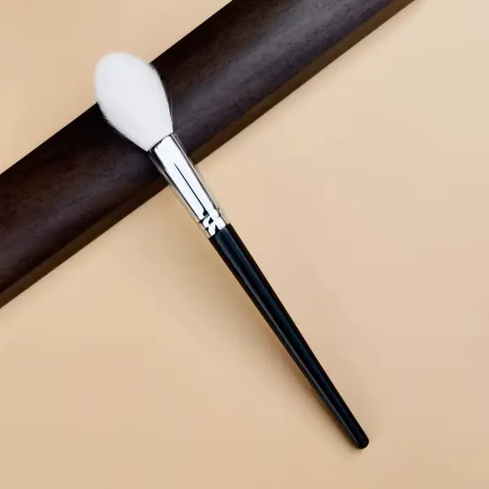 Surligneur brosse maquillage naturel chèvre cheveux mélange fard à joues