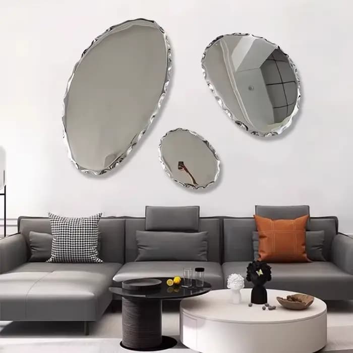 Miroir en acier inoxydable avec gouttelettes d'eau