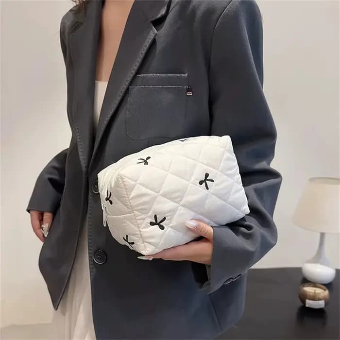 Trousse de Maquillage Femme avec Nœud Brodé – Grande Capacité