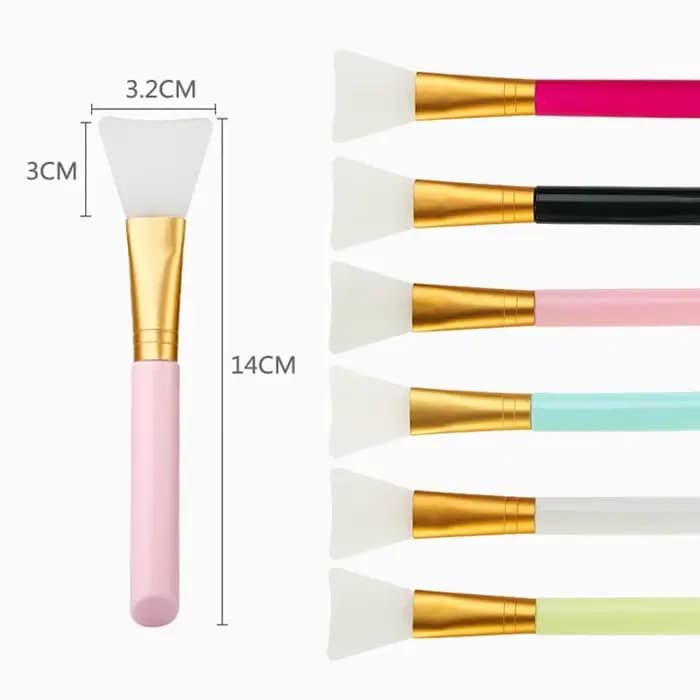 Brosse en silicone pour mélanger les masques qualifiée aux