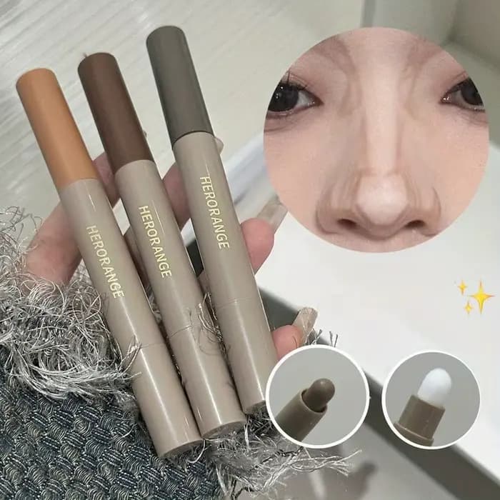 Bâton de mise en évidence et bronzant : correcteur longue durée avec pinceau